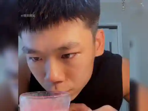 奶昔阵容搭配金铲铲(怎么在金铲铲设置自己的阵容)