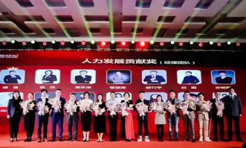 盛夏未来阵容搭配攻略(盛世芳华什么阵容最好)插图22