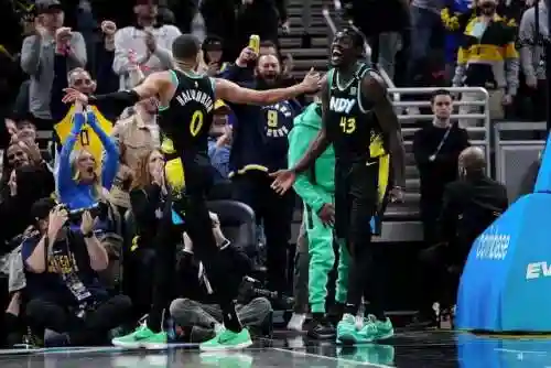 球队历史阵容搭配表(nba历史最强五人阵容)插图9