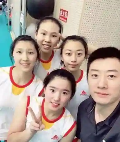王者之战青铜阵容搭配(王者天元赛最强阵容搭配)