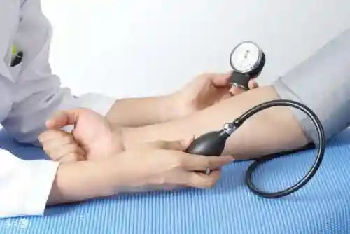 苯磺酸左旋氨氯地平片用来治什么的(左旋氨氯地平的优势)插图1