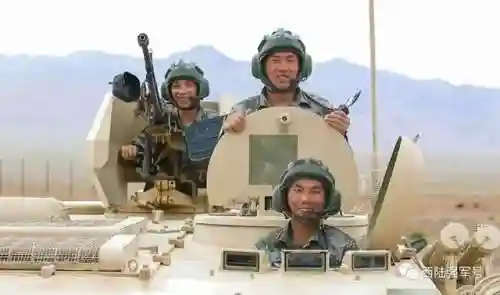 铁甲奇兵先锋阵容搭配(铁甲风暴平民最佳阵容)插图12