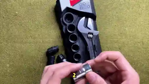 合法的十大防身器材(带什么防身武器不违法)