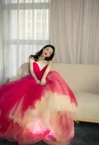 星光红毯阵容搭配图片(明星红毯造型图片)插图3