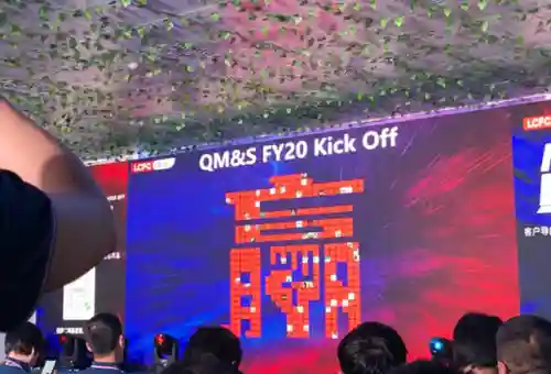 团队游戏室内活跃气氛(团队晨会简单的小游戏)