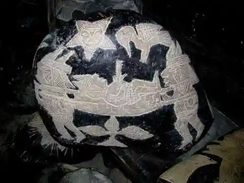 恐龙是世界上最大的骗局(世界上唯一一只恐龙)插图1