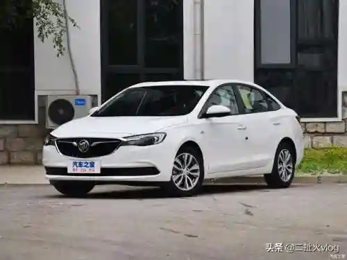 女士自动挡省油小型车(2024最建议买的女士车)插图3
