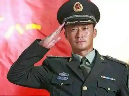 我是特种兵之铁血战神(特种兵之铁血军神何振东下载)插图3