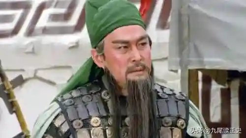 关羽襄阳之战豪华阵容搭配(咸鱼之王玩关羽核心阵容)