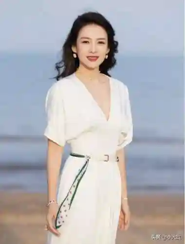 阵容搭配游戏名字女生(女生游戏昵称好听)插图6