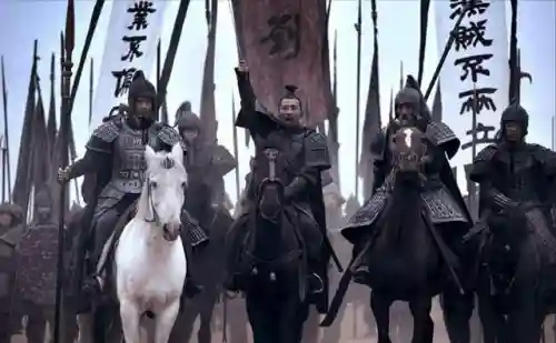 群雄逐鹿袁绍阵容搭配(袁绍10个最强阵容)插图9