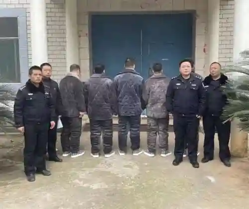 30元提现的打牌游戏(打牌挣钱的游戏)插图1