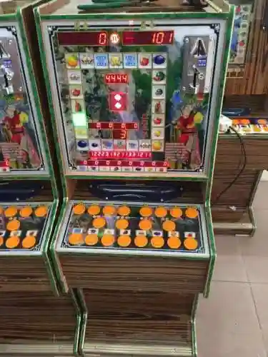 九莲宝灯开火车老虎机单机版(老式水果机下载)插图4