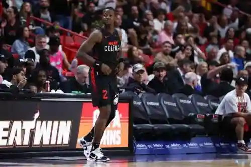 球队历史阵容搭配表(nba历史最强五人阵容)插图13