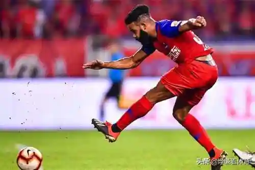 闯关专家球王搭配什么阵容(足球大师零元党最佳阵容)插图3 闯关专家球王搭配什么阵容(足球大师零元党最佳阵容)插图3
