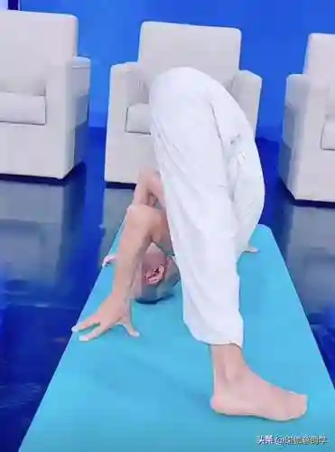 瑜伽老师可以做到多大年龄(当瑜伽老师要什么条件)插图6 瑜伽老师可以做到多大年龄(当瑜伽老师要什么条件)插图6