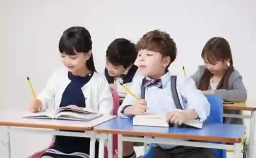 4 5岁幼儿小游戏(4岁小游戏大全)插图1