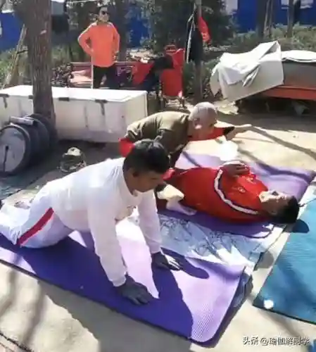 瑜伽老师可以做到多大年龄(当瑜伽老师要什么条件)插图3 瑜伽老师可以做到多大年龄(当瑜伽老师要什么条件)插图3