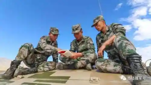 铁甲奇兵先锋阵容搭配(铁甲风暴平民最佳阵容)插图9