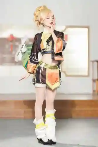 姬小满裸妆图片(姬小满流眼泪翻白眼流口水的表情)插图8 姬小满裸妆图片(姬小满流眼泪翻白眼流口水的表情)插图8