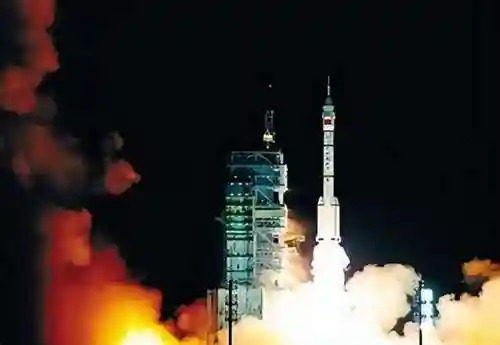神舟十五号飞船发射时间(神舟十三号飞船模型)