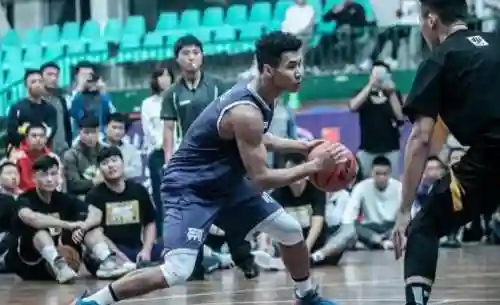 绝世高手千机阵容搭配(横扫千军后期最强阵容)