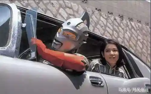 赛罗的妈妈是谁-(赛罗的爸爸叫什么)插图1
