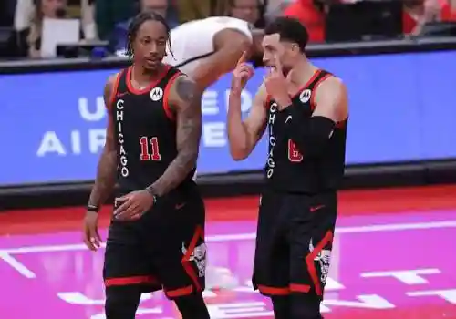 球队历史阵容搭配表(nba历史最强五人阵容)插图6