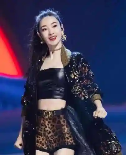 北舞老师阵容搭配图(灰熊队历年阵容)插图15