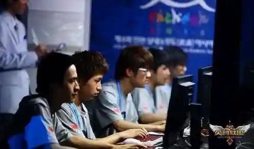 中国英雄联盟战队(LOL所有战队名单)插图1