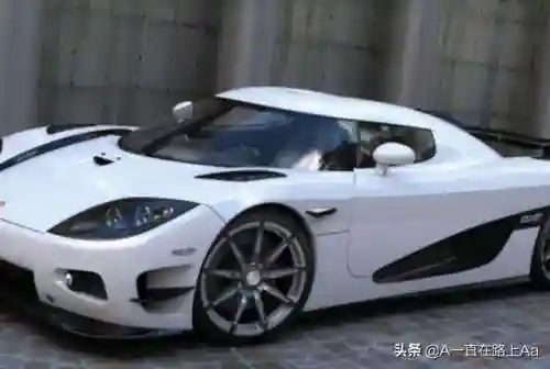 10000亿元的跑车(10000亿元的兰博基尼图片)插图4