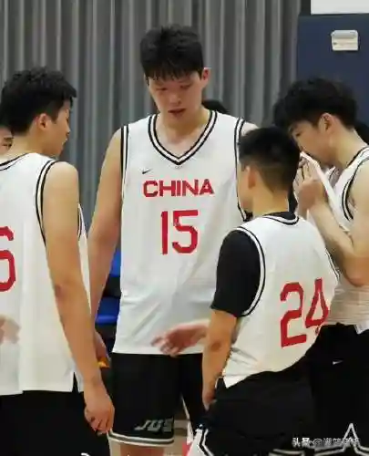 战士 对决阵容搭配最新(魂师对决反击队最佳阵容)