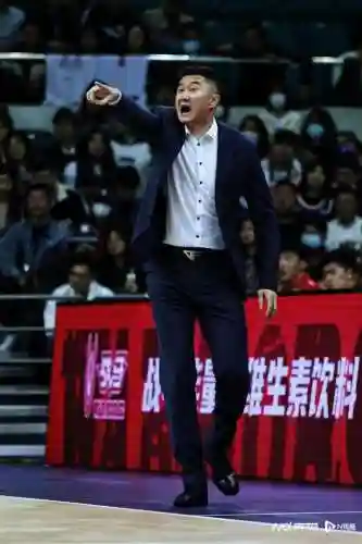 广东宏远对广州龙狮(广州龙狮今晚比赛结果如何)插图3