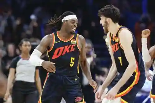 雷霆的最强防守阵容搭配(nba历史最强五人阵容)插图4