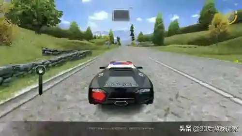 极品飞车14热血追踪(极品飞车14加速键是哪个)插图2