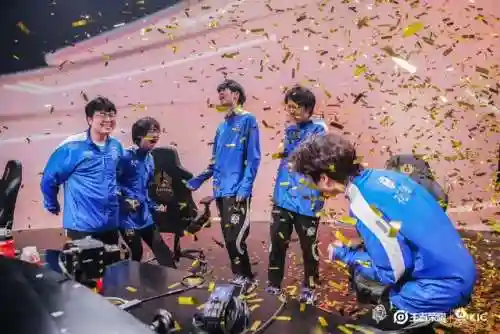 王者荣耀争冠阵容搭配攻略(王者荣耀五排阵容)插图3