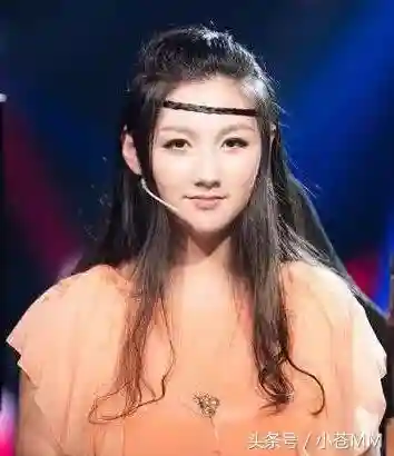 阿卡丽鬼舞姬壁纸(阿卡丽技能介绍)插图8