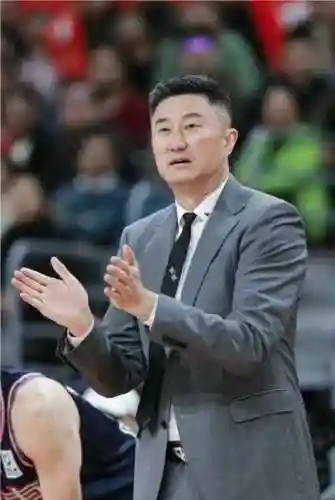 休战最佳阵容搭配(乱时之境平民5队阵容搭配)