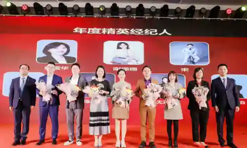 盛夏未来阵容搭配攻略(盛世芳华什么阵容最好)插图15