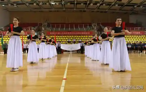 群雄决战巅峰阵容搭配(群英之战最强阵容排行榜)插图3 群雄决战巅峰阵容搭配(群英之战最强阵容排行榜)插图3