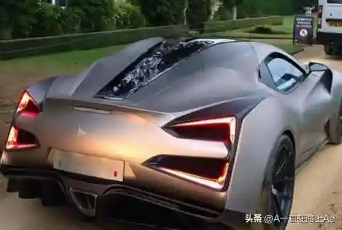 10000亿元的跑车(10000亿元的兰博基尼图片)插图6