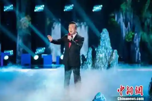 西游记主题曲(歌曲白龙马蹄儿朝西)