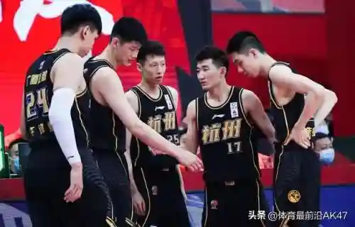 季后赛内线肉搏阵容搭配(丛林肉搏近战技能搭配)插图2