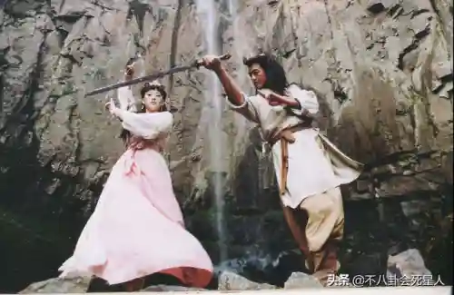 笑傲江湖李亚鹏(笑傲江湖李亚鹏免费版40集国语)插图4