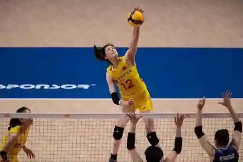 王者王牌阵容搭配最新图片(王者五排上分强势阵容)