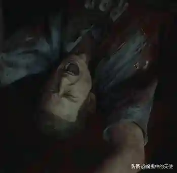 生化危机瑞贝卡被斩首(生化危机全女角色介绍)插图13