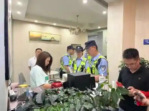 蓝团最强阵容搭配图(qq超市粉丝团最强阵容)插图11