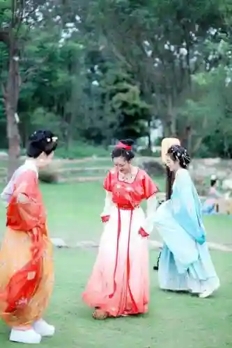 汉服朋友阵容怎么搭配图片(汉服怎么穿的)插图39