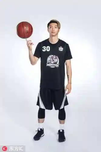 黑暗骑士团(DC大事件残酷骑士)插图8