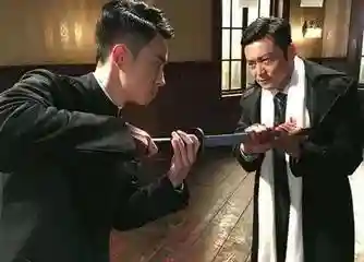 血战上海滩完整版(血战上海滩手机版单机下载无敌)插图2